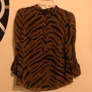 White House black market blouse